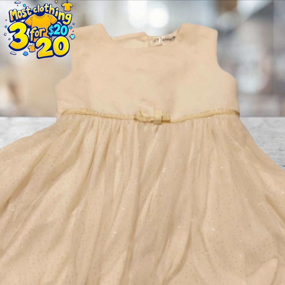 Nanette 4T white sleeveless gold dress